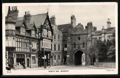 AK Beverley, North Bar