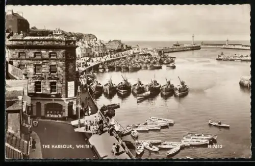 AK Whitby, The Harbour