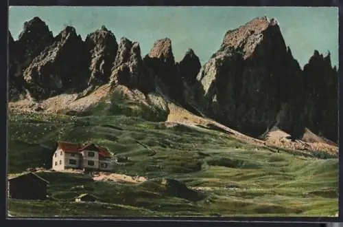 AK Grödner Joch Hospitz, Ansicht mit Gipfelpanorama