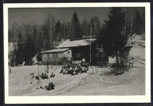 AK Tschengla-Hütte, Siegfriedshalde, Gruppenfoto im Schnee