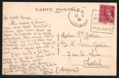 AK Lorient, La Place Alsace-Lorraine animée par une foule devant le kiosque à musique