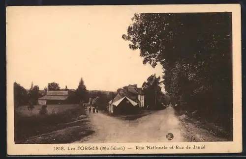 AK Les Forges /Morbihan, Rue Nationale et Rue de Jauzé
