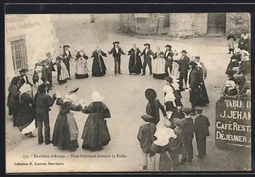 AK Auray, Noce bretonne dansant la Ridée