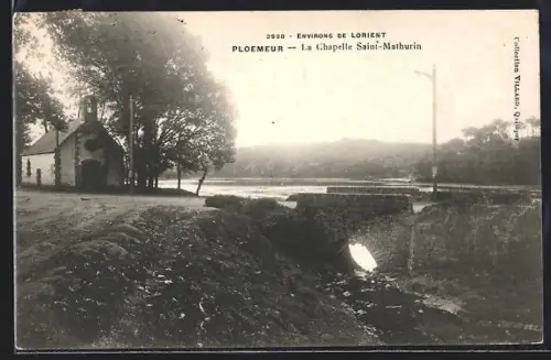 AK Ploemeur, La Chapelle Saint-Mathurin et le pont à côté dans un paysage boisé