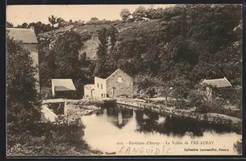 AK Tré-Auray, La Vallée de Tré-Auray avec rivière et maisons rurales