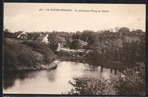 AK La Roche-Bernard, Le pittoresque étang du Rodoir