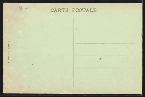 AK La Roche-Bernard, La Vilaine à l`Ouest de la Ville, la Cale et la Rue du Passage, le Quai St-Antoine