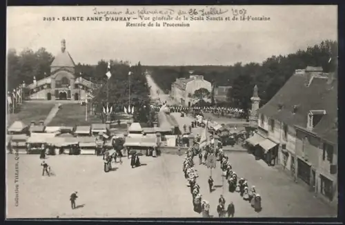 AK Sainte Anne d`Auray, Vue de la Scala Sancta et de la Fontaine, Rentrée de la Procession