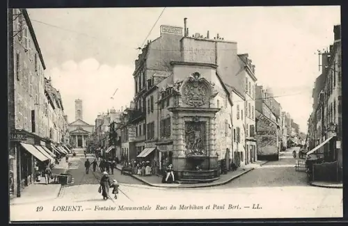 AK Lorient, Fontaine Monumentale, Rues du Morbihan et Paul Bert