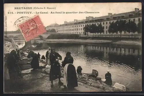 AK Pontivy, Le Canal, Au fond le quartier des Chasseurs