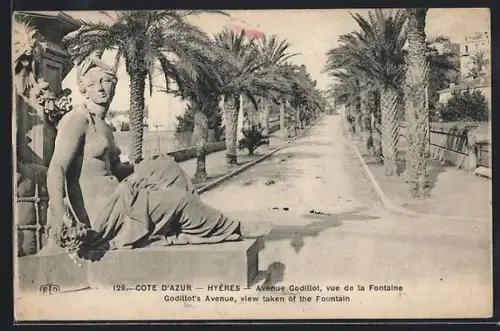 AK Hyères, Avenue Godillot, vue de la Fontaine