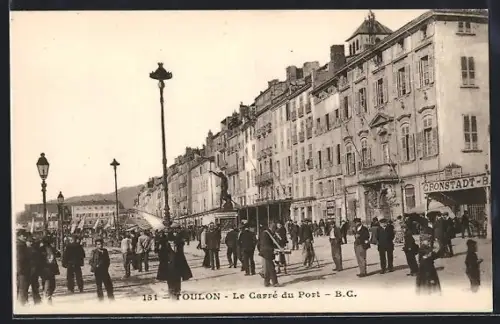 AK Toulon, Le Carré du Port, scène animée sur le quai