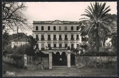 AK Hyères-les-Palmiers /Var, Villa Henri-Joseph et son jardin majestueux
