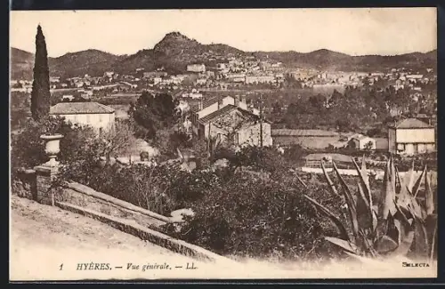 AK Hyères, Vue générale