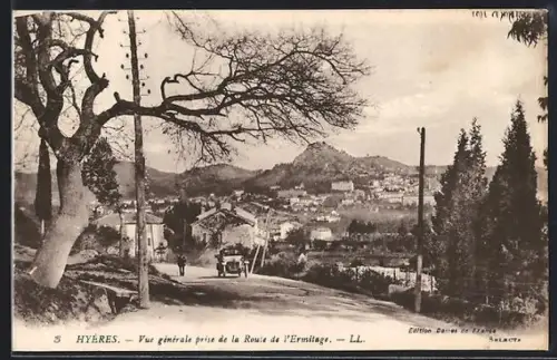 AK Hyères, Vue générale prise de la Route de l`Ermitage
