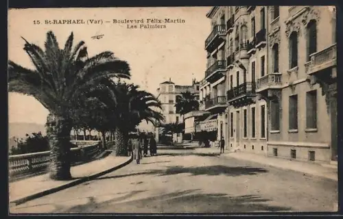 AK St-Raphaël /Var, Boulevard Félix-Martin, Les Palmiers