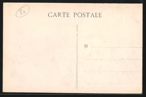 AK Saint-Raphael, Retour de la Pêche devant l`église monumentale