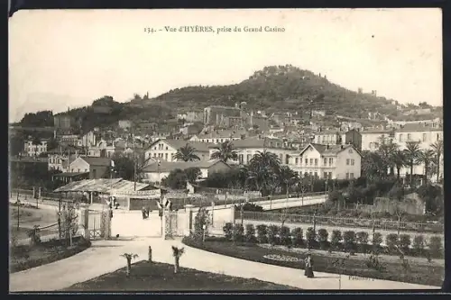 AK Hyères, Vue d`Hyères prise du Grand Casino