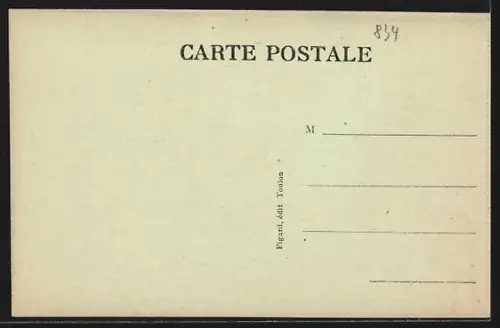 AK Hyères-les-Palmiers, Avenue Gambetta avec bâtiments historiques et commerces animés