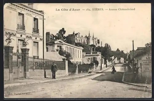AK Hyères, Avenue Chateaubriand sur la Côte d`Azur