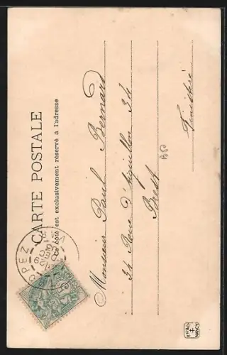 AK Saint-Tropez, Rue Miséricorde à travers les arches en pierre