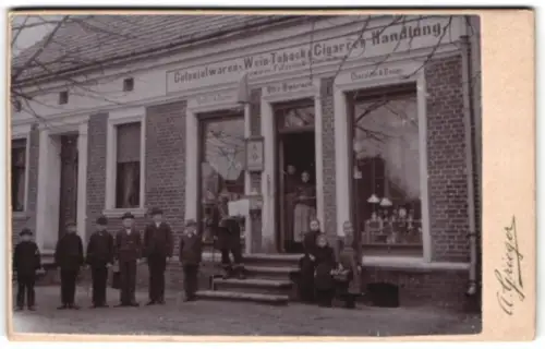 Fotografie A. Grieger, Berlin, Ansicht Breddin, Kolonialwarengeschäft Otto Baarsch