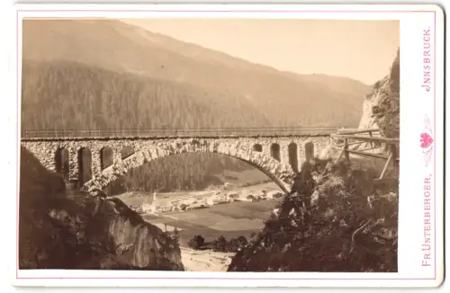 Fotografie Fr. Unterberger, Innsbruck, Ansicht Klösterle, das Wäldlitobel-Viaduct der Arlbergbahn