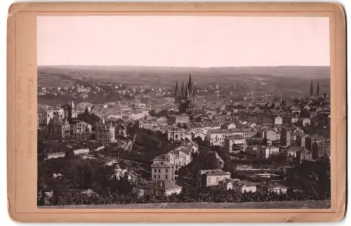 Fotografie J. Nöhring, Lübeck, Ansicht Wiesbaden, Blick auf die Stadt vom Neroberg aus gesehen