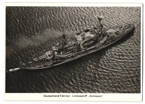 Fotografie Zeppelin Deutschland Fahrt, Blick vom Zeppelin auf das Schiff Schlesien