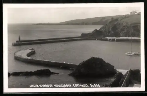 AK Mevagissey, Outer Harbour