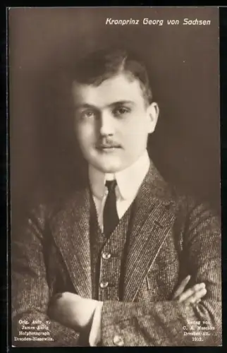 AK Kronprinz Georg von Sachsen mit verschränkten Armen
