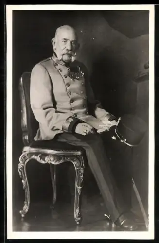 AK Kaiser Franz Josef I. von Österreich sitzend und mit Hut