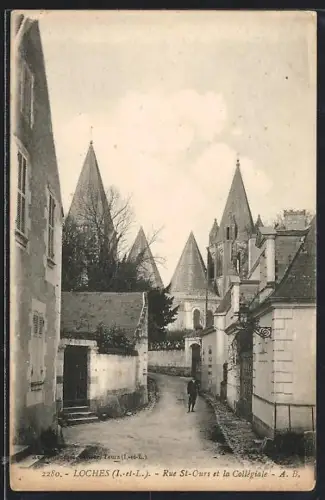 AK Loches /I.-et-L., Rue St-Ours et la Collégiale