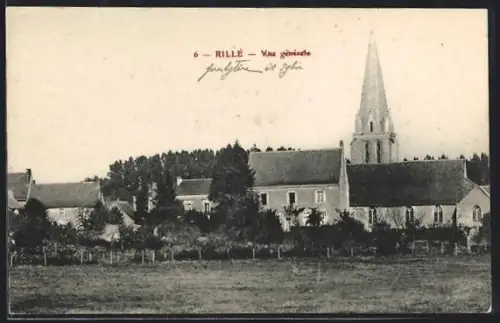 AK Rillé, Vue générale de l`église et des maisons environnantes