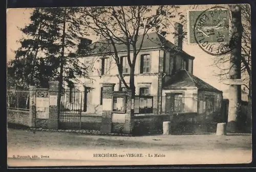 AK Berchères-sur-Vesgre, La Mairie