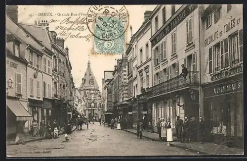 AK Dreux, Grande Rue avec animation et commerces vivants