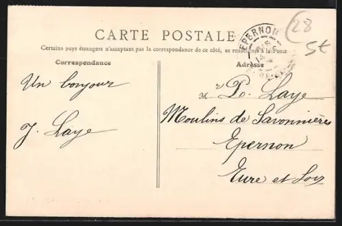 AK Maintenon, Le Haras avec chevaux et personnel devant les écuries