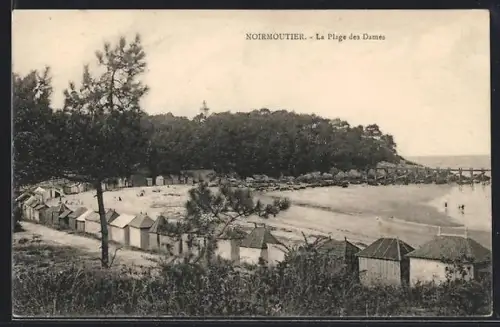 AK Noirmoutier, La Plage des Dames et ses cabines pittoresques