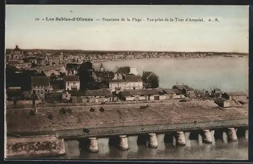 AK Les Sables-d`Olonne, Panorama de la Plage, Vue prise de la Tour d`Arundel