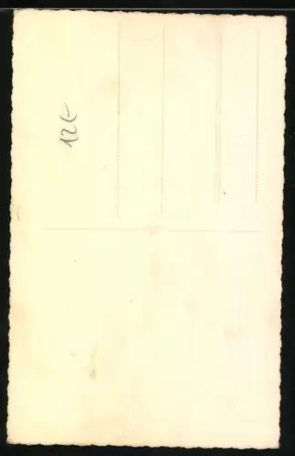 Foto-AK Kleines Mädchen mit Puppe unterm Weihnachtsbaum