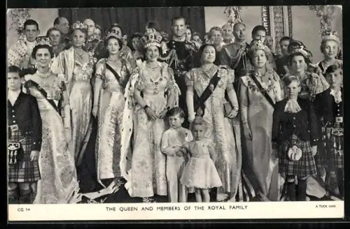 AK Queen and Members of the Royal Family