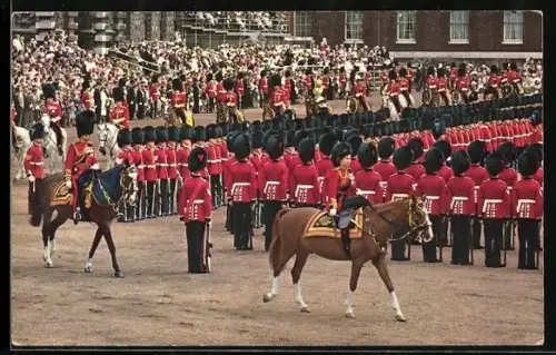 AK London, H.M. Queen Elizabeth at the Trooping the Colour Ceremony