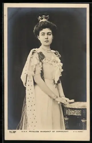 AK Princess Margaret of Connaught, Portrait, Crown