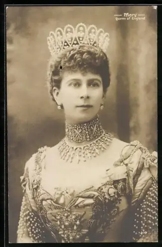 AK Königin Mary von England mit Krone