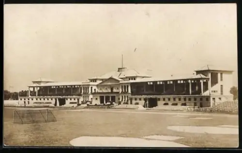 Foto-AK Frankfurt-Niederrad, Stadion mit Tribünen