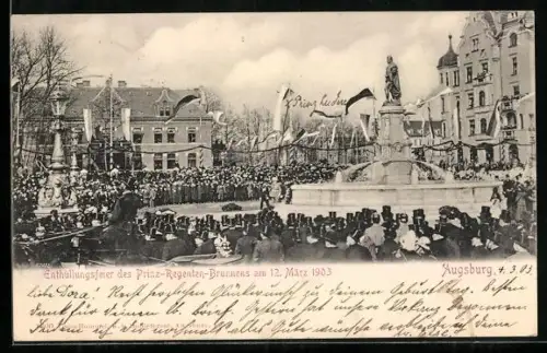 AK Augsburg, Enthüllungsfeier des Prinz-Regenten-Brunnens 1903, Besucher am Brunnen