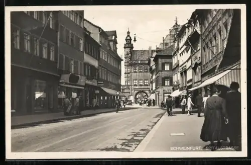 AK Schweinfurt, Spitalstrasse mit Blick zum Tor