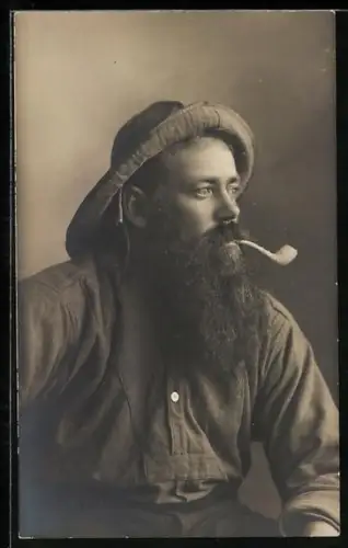 AK Wangerooge, Seemann mit Südwester und Tabakspfeife