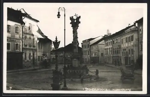 AK Rohrbach /O.-Ö., Marktplatz mit Denkmal