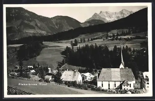 AK Fieberbrunn /Tirol, Ortspartie mit Kirche